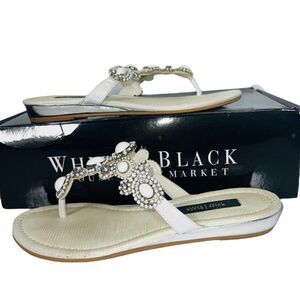 White House Black Market Olive White Stone / Silver Women's 7